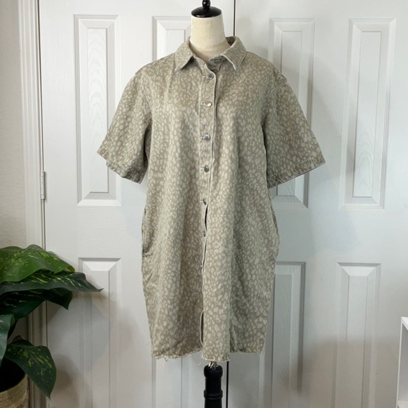 Universal Threads Women's Leopard Denim Mini Shirtdress Size L - Picture 1 of 13